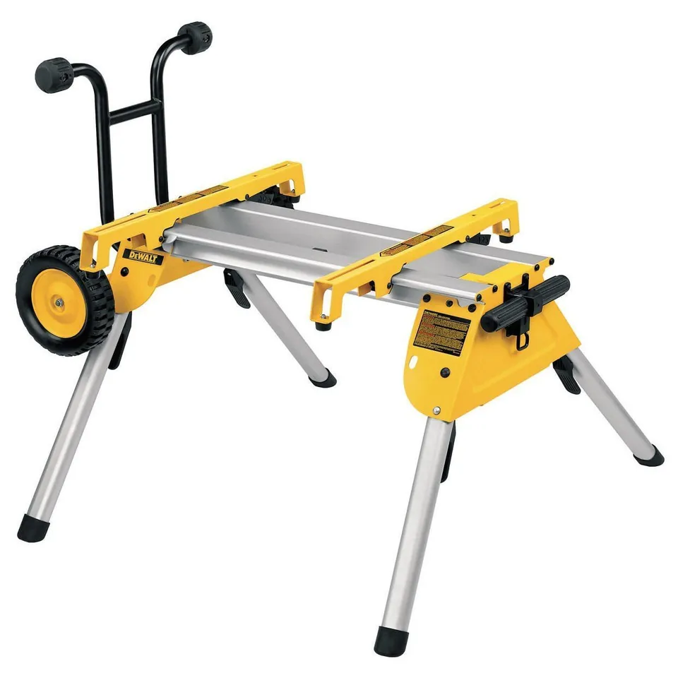 dewalt-de7400-stazione-di-lavoro-pieghevole-per-sega-circolare-con-gambe-a-sganc image 1