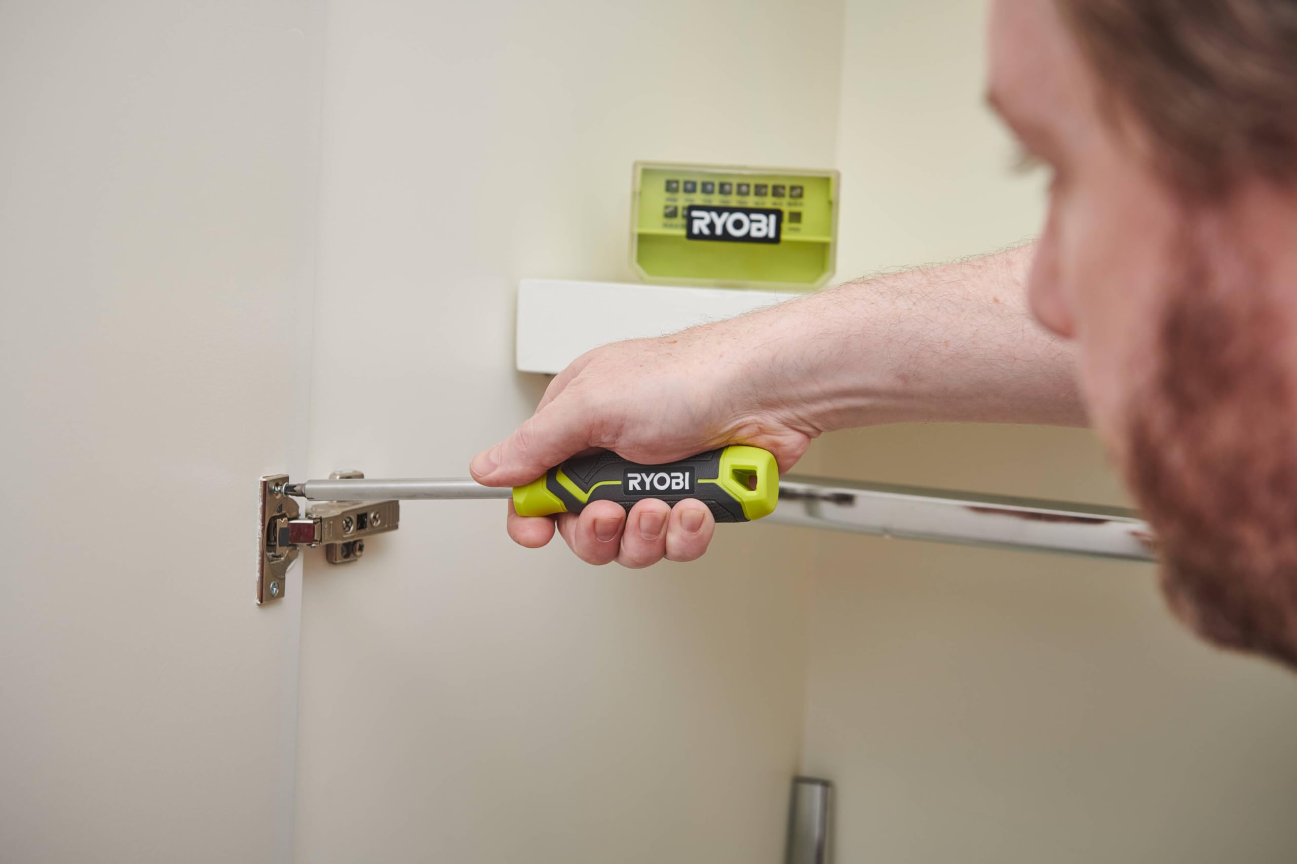 ryobi-rhsdm1701-set-di-cacciaviti-misti-17-pezzi-con-manico-ergonomico-in-gomma- image 3