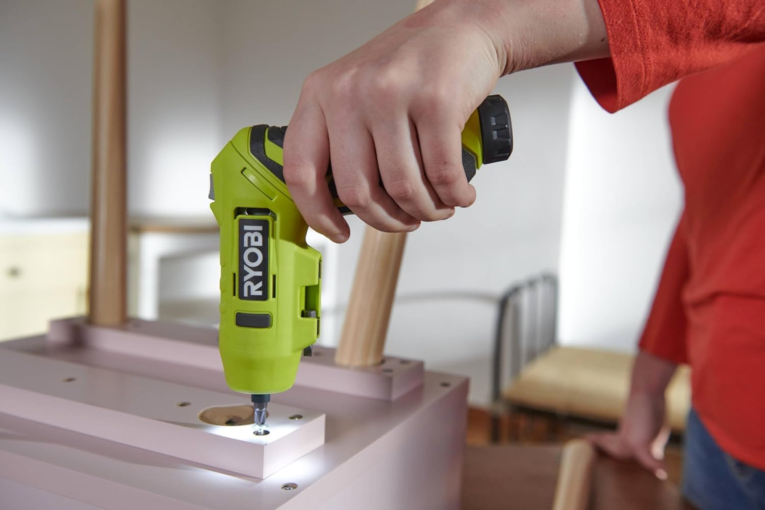 ryobi-rsdp4-120g-avvitatore-a-batteria-4v-usb-lithium-con-impugnatura-orientabil image 2