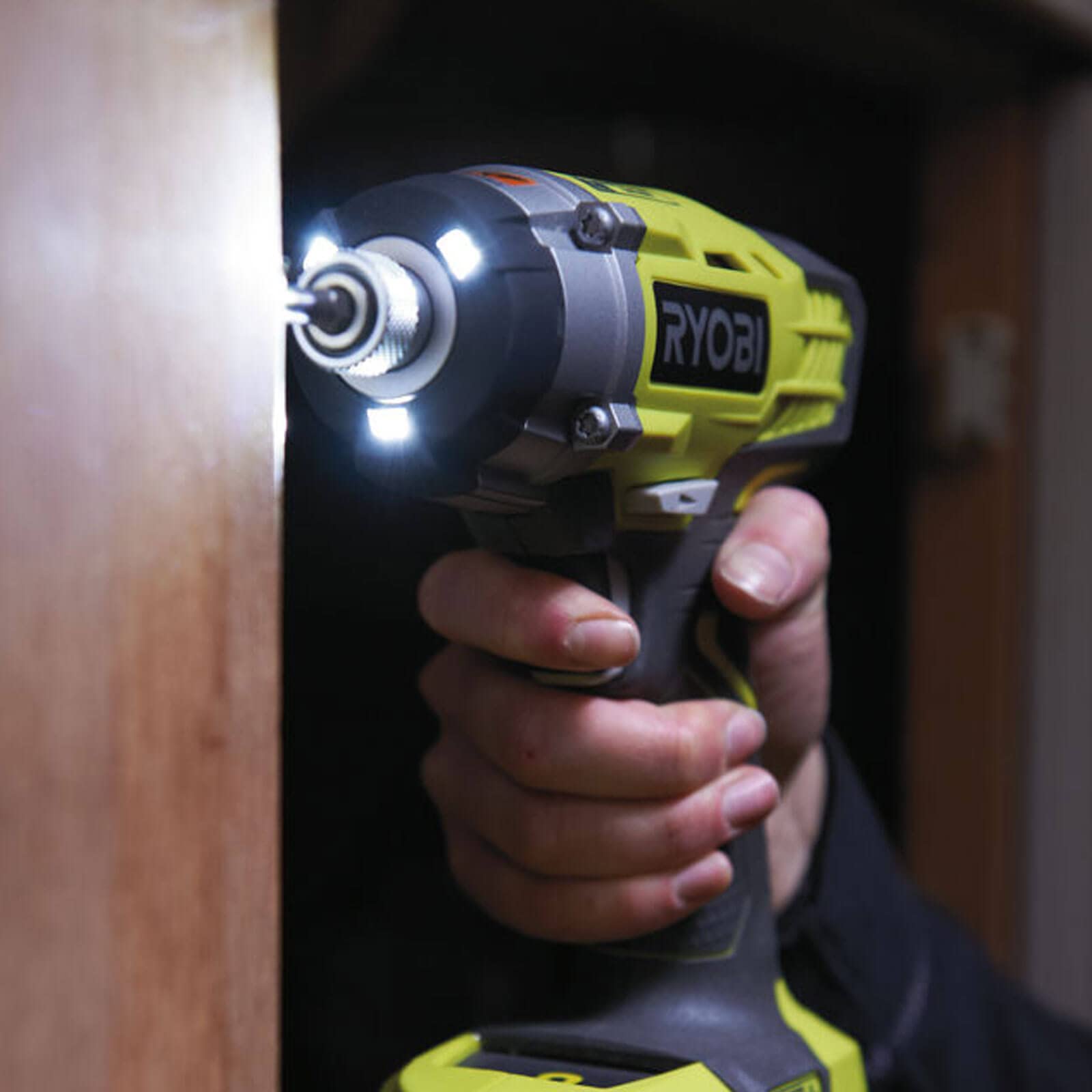 ryobi-rid1801-one-18v-trapano-avvitatore-a-impulsi-a-batteria-chiavetta-esagonal image 3