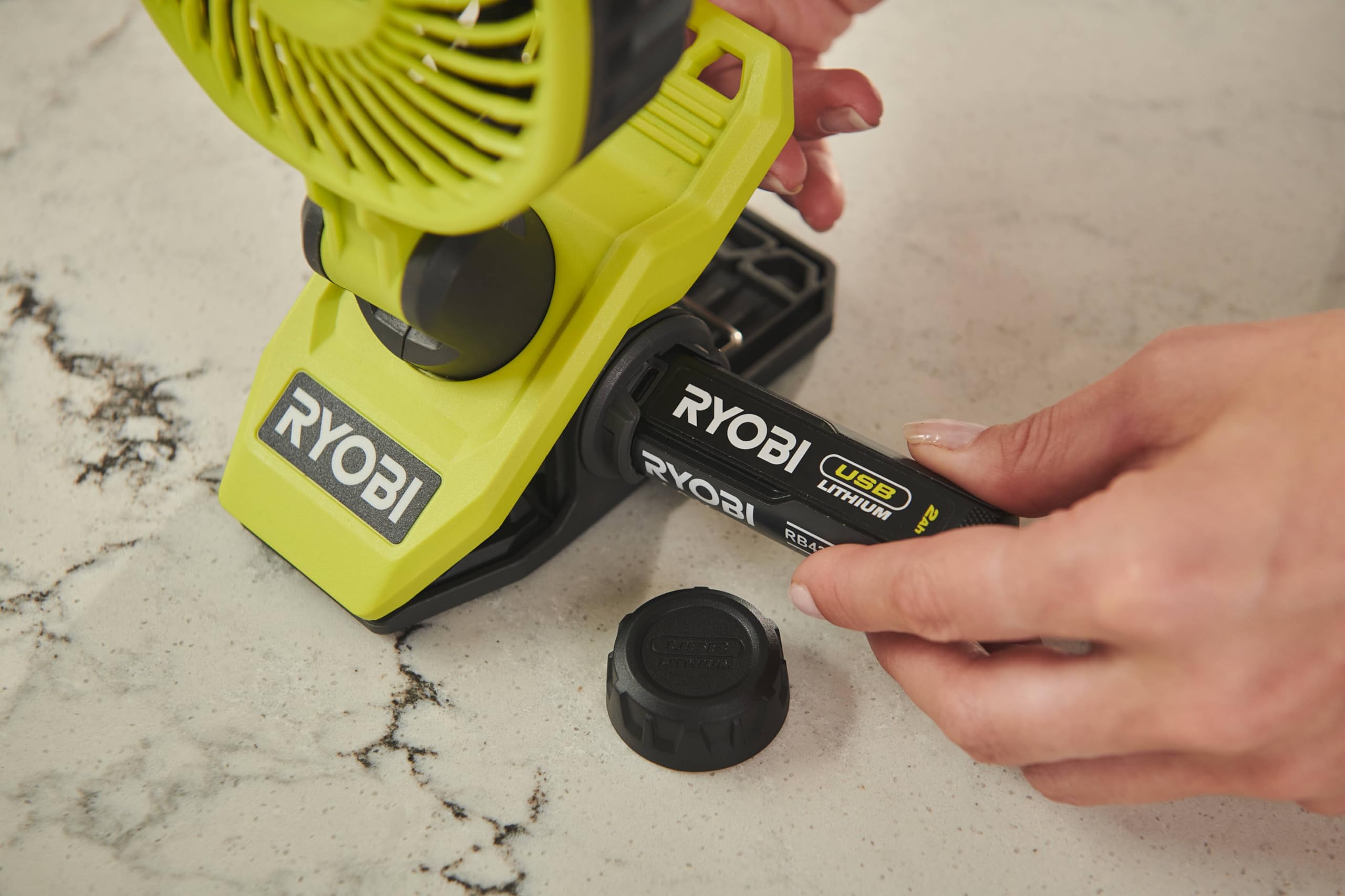 ryobi-rcf4-0-ventilatore-a-pinza-al-litio-4v-usb-senza-batteria-o-caricatore image 3