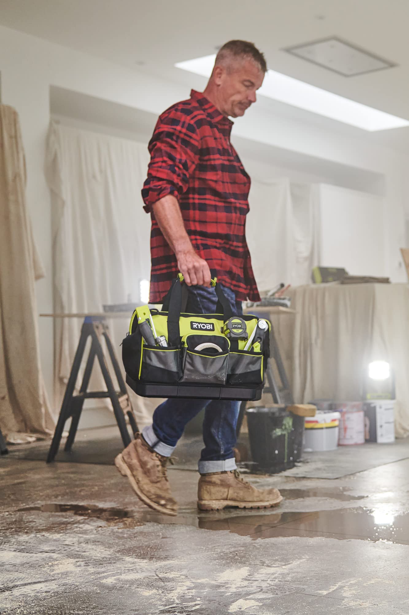 ryobi-borsa-portautensili-22l-38-x-29-x-20-5-cm-con-base-rigida-impermeabile-13- image 3