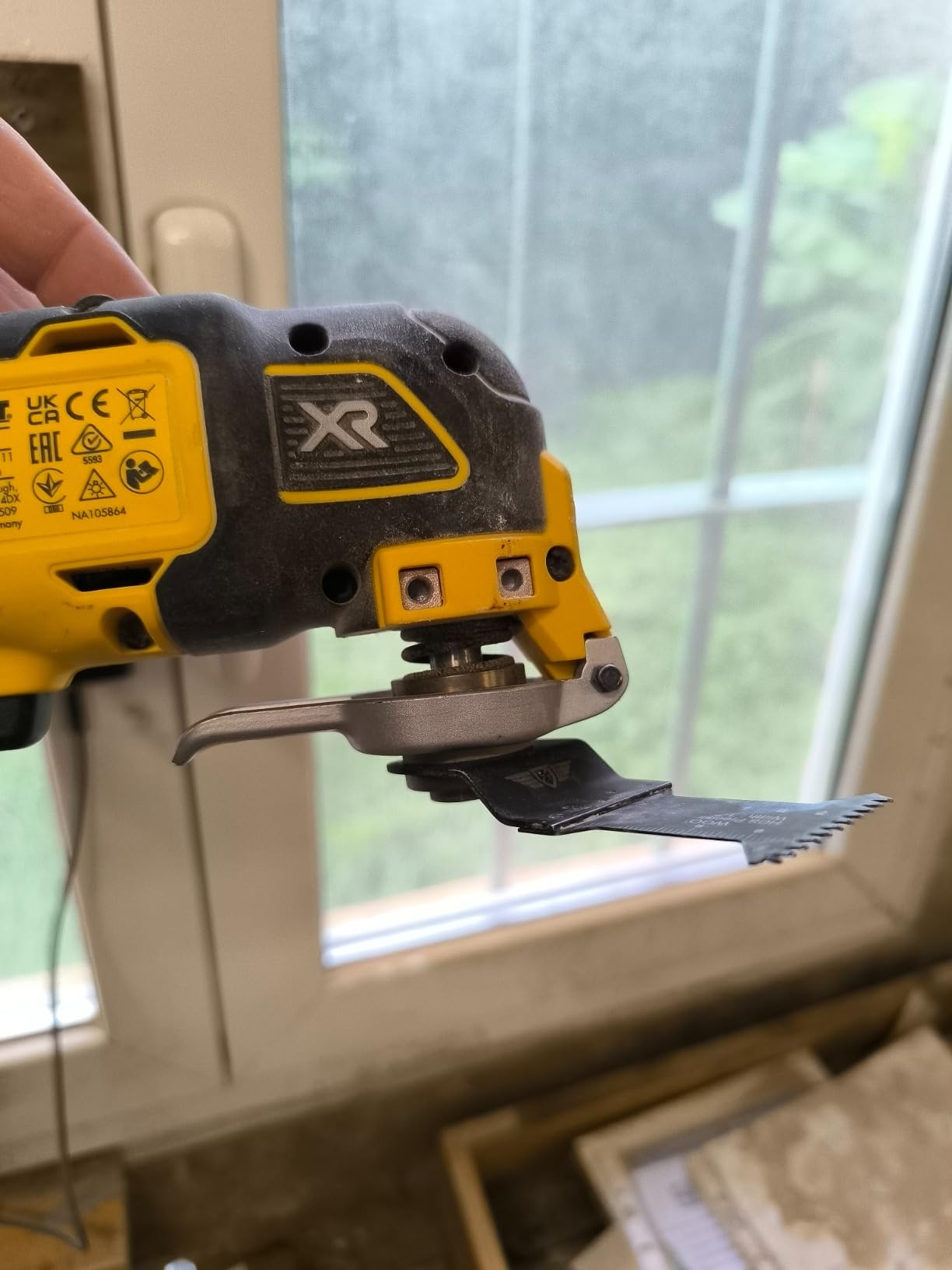 Ottimo multitool, attenzione al parco batterie