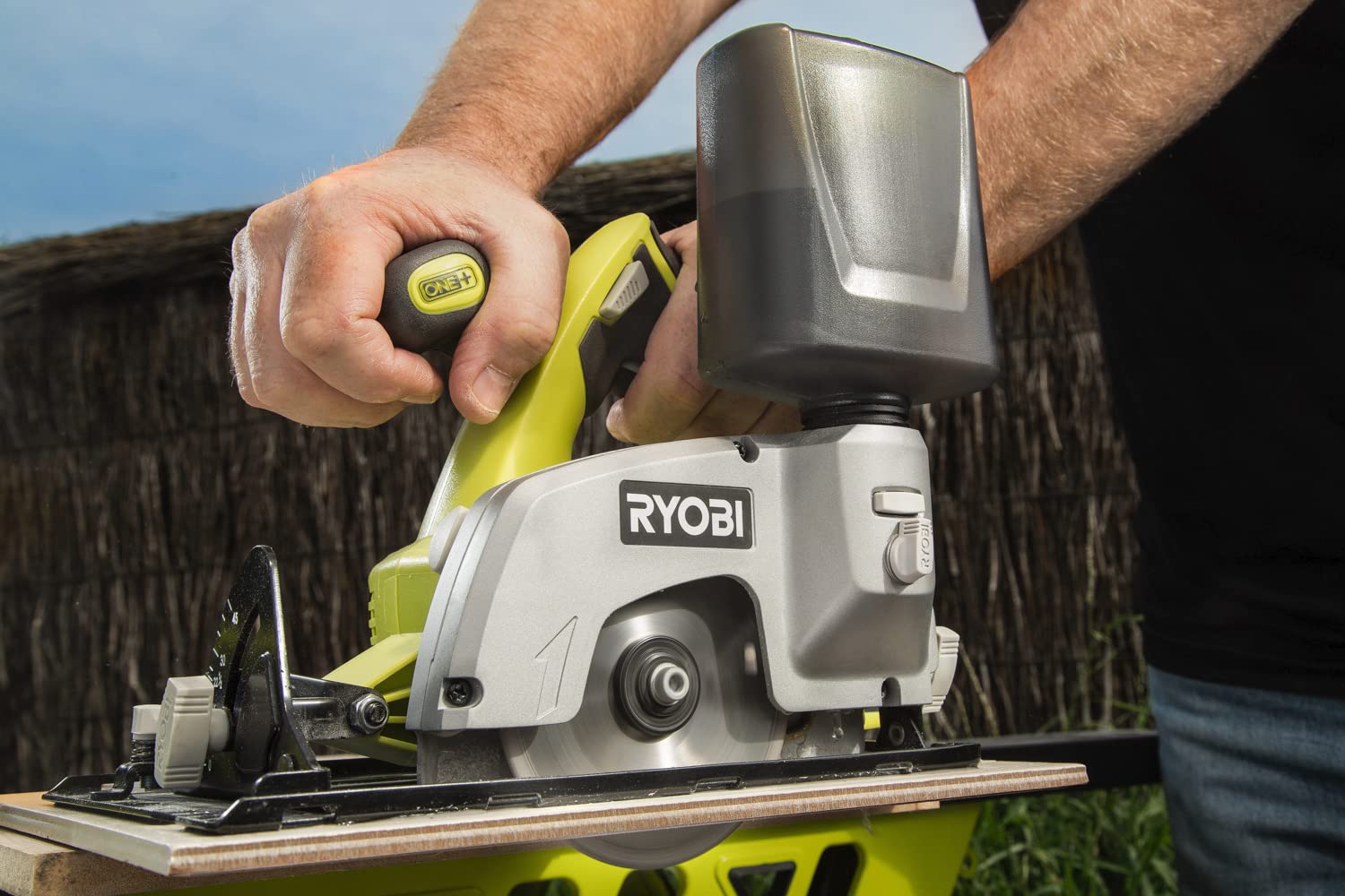 ryobi-lts180m-sega-circolare-a-batteria-18v-one-per-piastrelle-con-lama-diamanta image 5