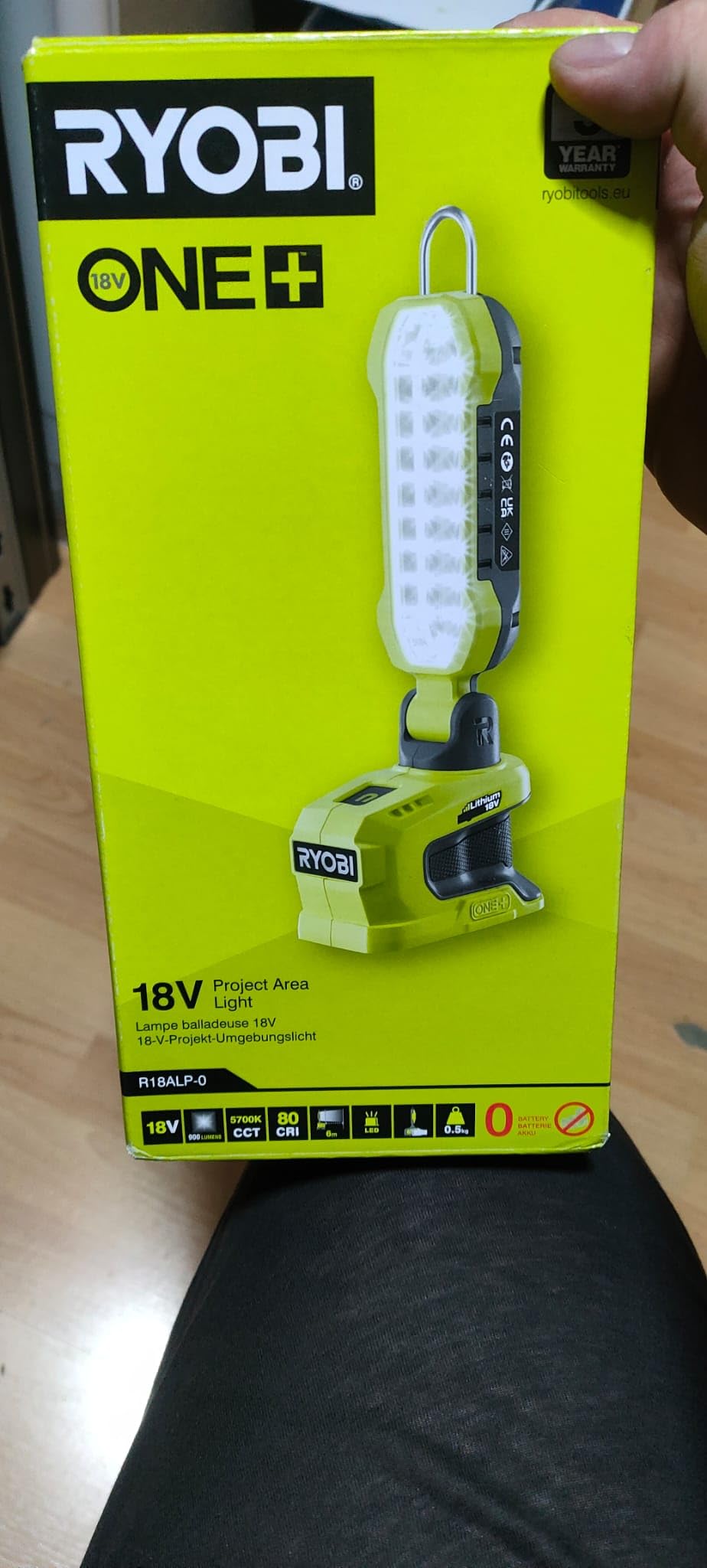 Illumina tutto il garage