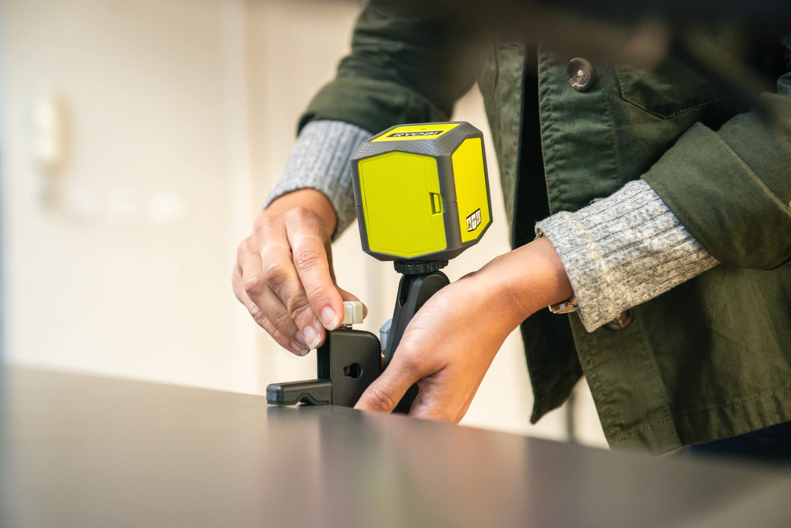 ryobi-rbcllr1-livella-laser-a-croce-verde-autolivellante-2-linee-simultanee-fino image 7