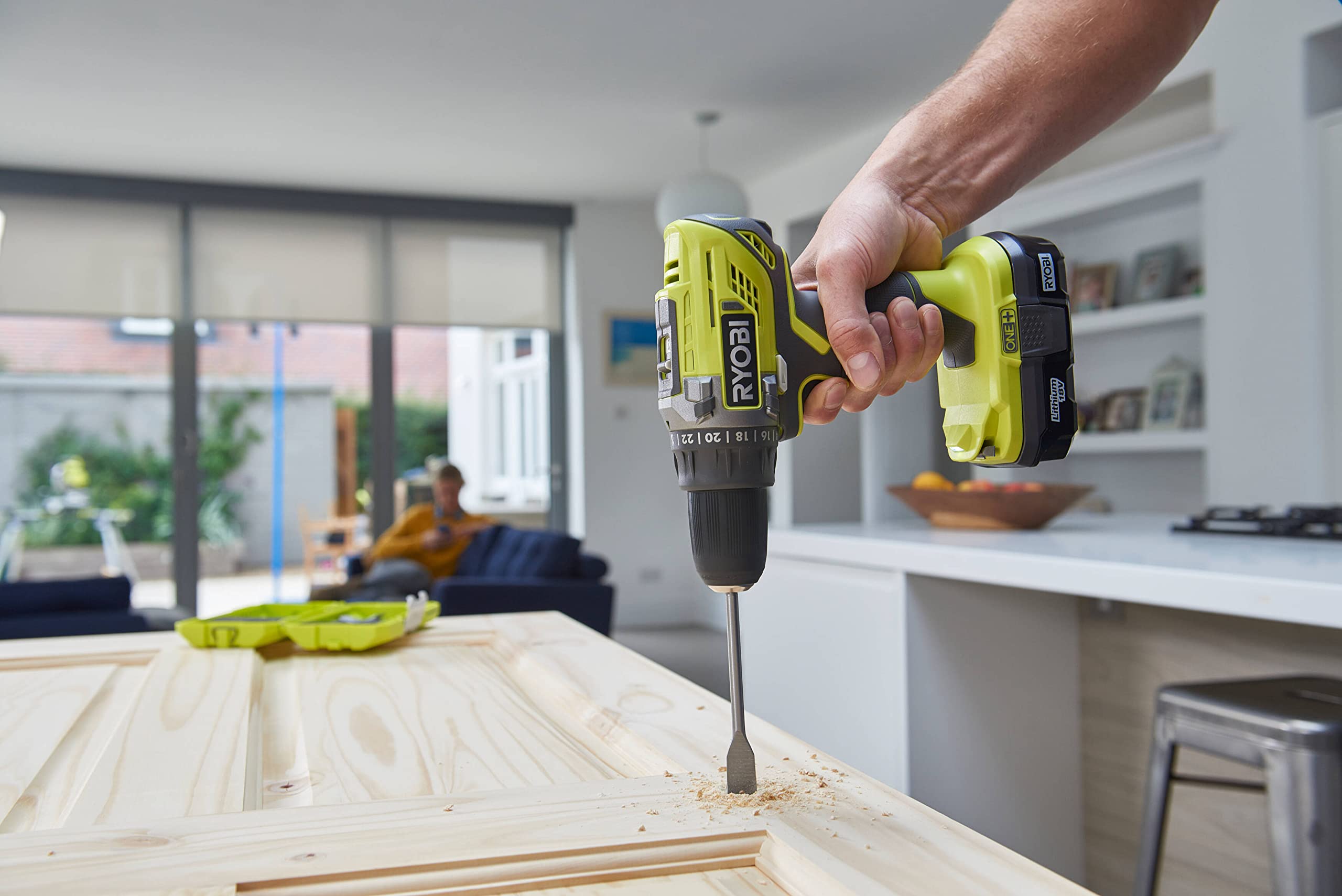 ryobi-r18dd3-120s-trapano-avvitatore-a-batteria-18v-one-con-batteria-2-0-ah-e-ca image 4