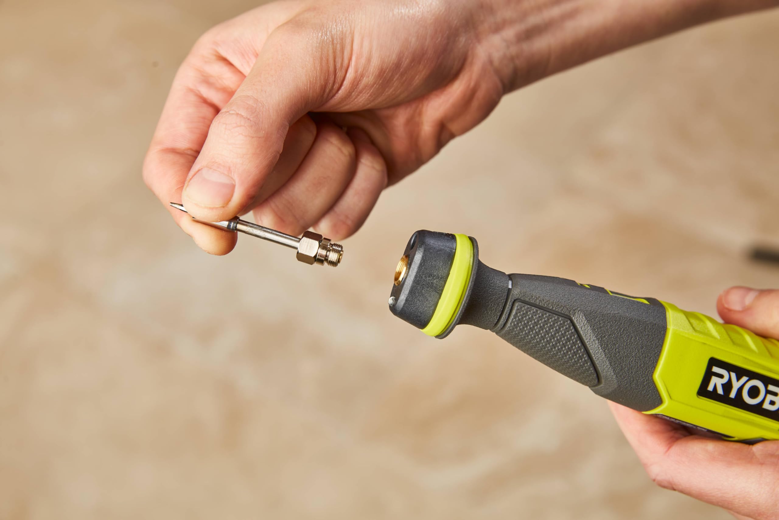 ryobi-rsi4-0-saldatore-a-batteria-4v-usb-al-litio-compatto-senza-batteria-con-fi image 3