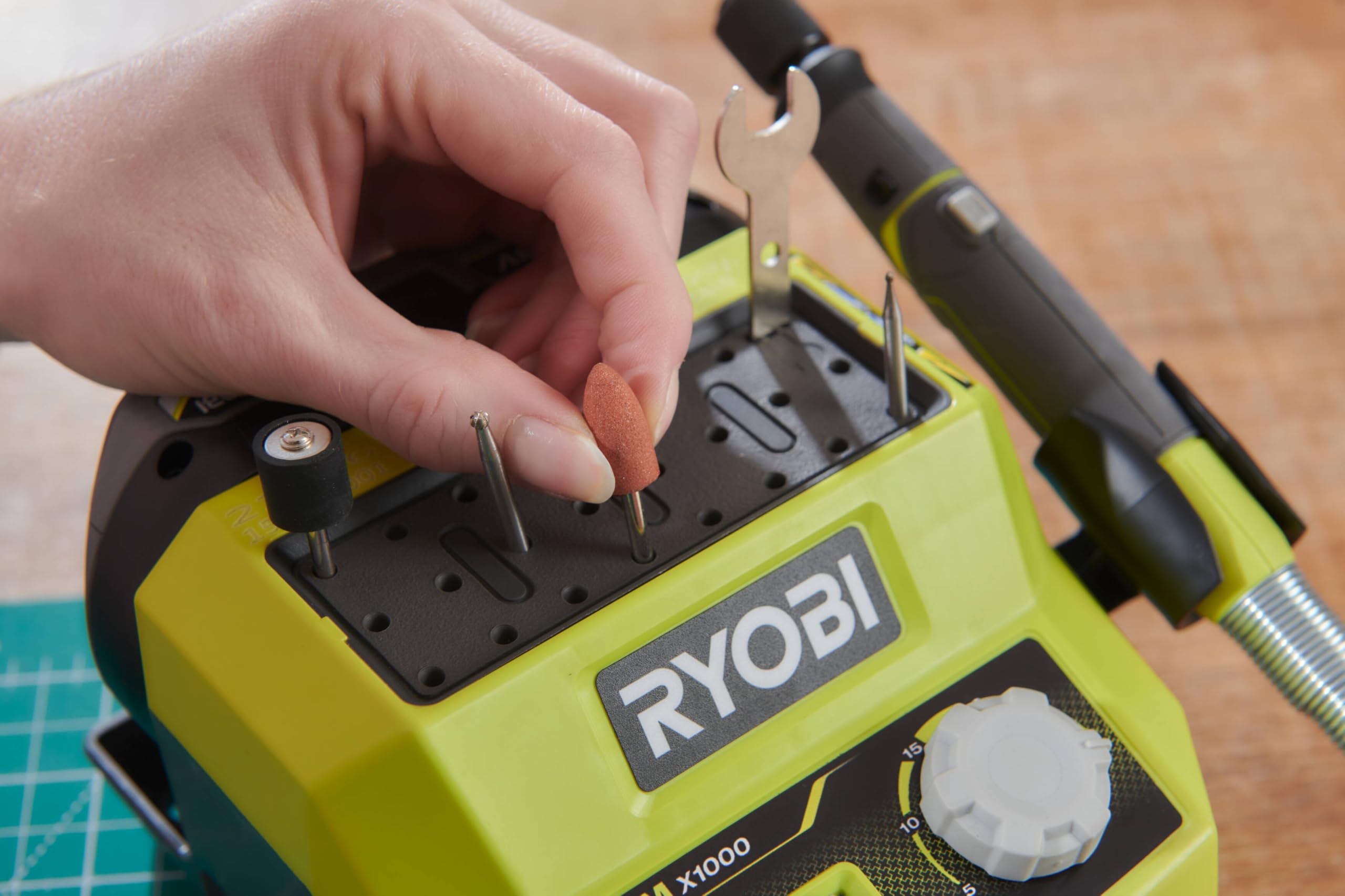 ryobi-rrts18-0a35-utensile-rotativo-a-batteria-18v-one-con-velocit-variabile-fin image 4