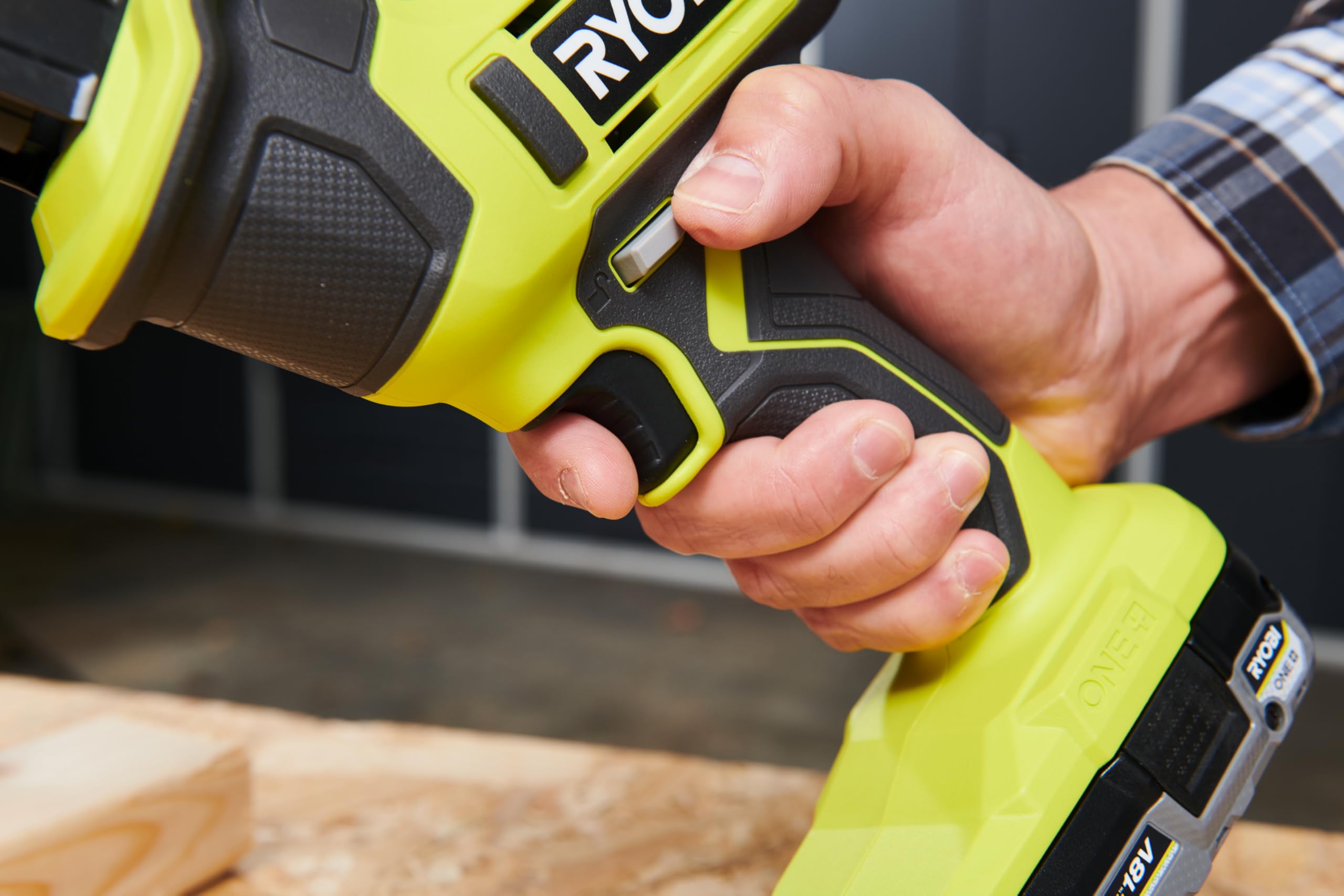 ryobi-r18rsc-0-sega-a-gattuccio-compatta-a-batteria-18v-one-uso-one-handed-corsa image 6