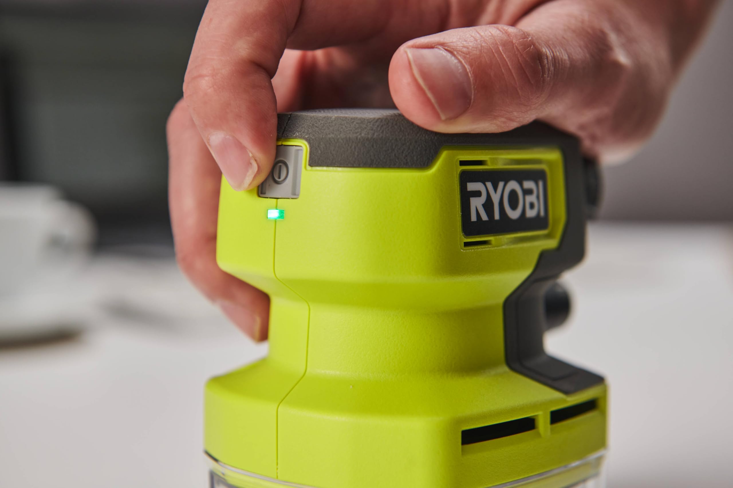 ryobi-rdv4-0-aspiratore-compatto-a-batteria-4v-usb-litio-senza-batteria-e-carica image 8