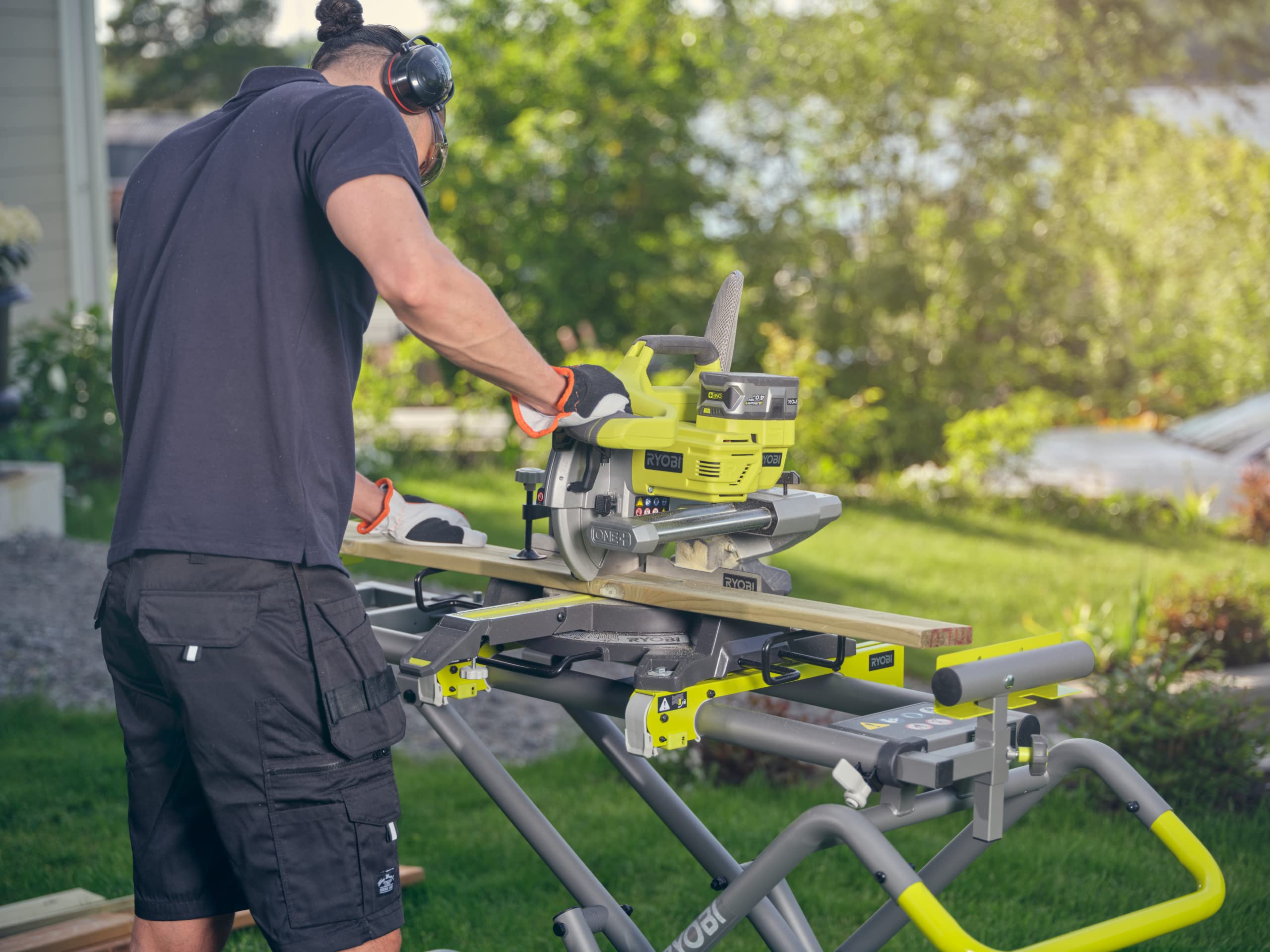 ryobi-rlsw01-supporto-universale-per-troncatrice-con-ruote-305mm-richiudibile image 3