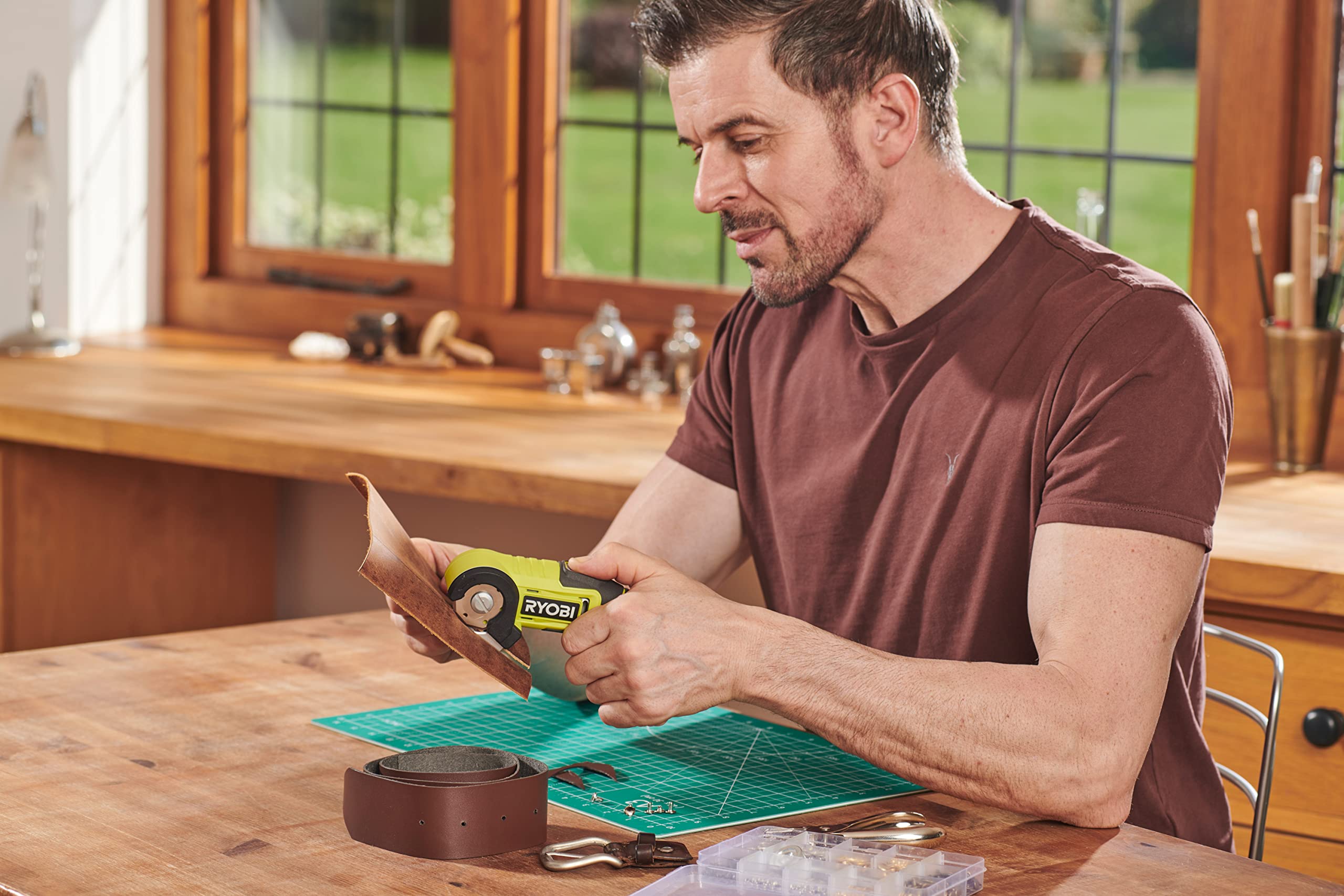 ryobi-rct4-120g-taglierina-a-batteria-4v-con-lama-auto-affilante-taglio-6-mm-bat image 6