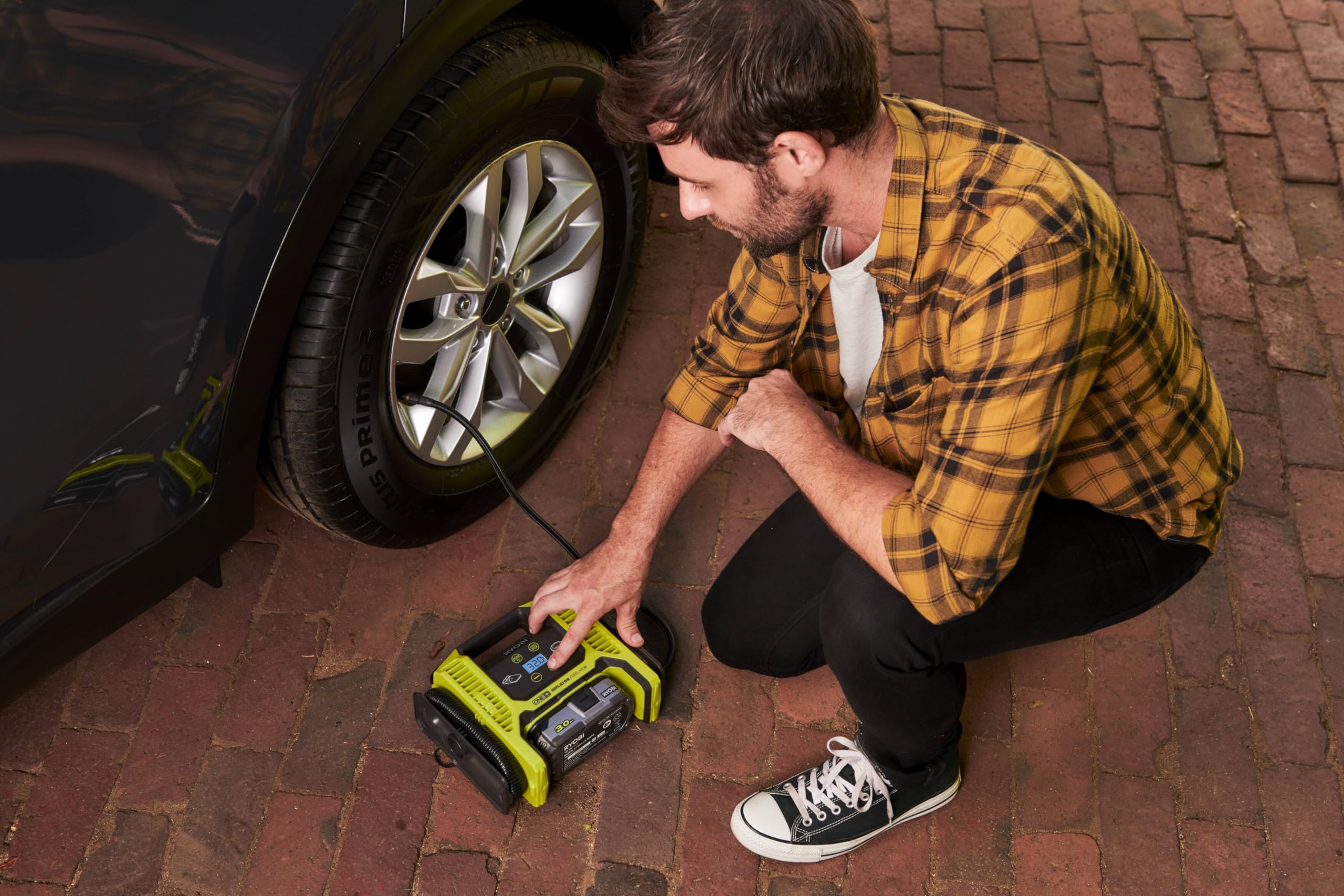 ryobi-r18mi-0-compressore-gonfiatore-portatile-a-batteria-18v-one-con-schermo-di image 3