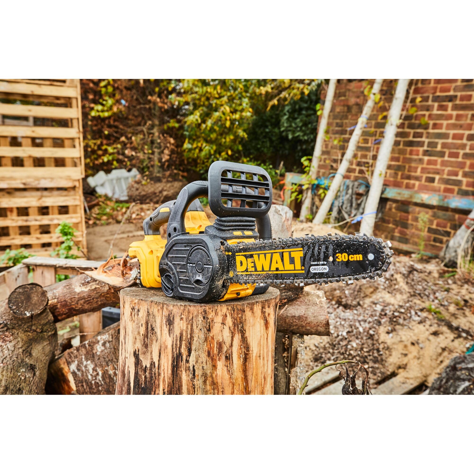 dewalt-dcm565p1-qw-elettrosega-compatta-brushless-xr-18v-con-barra-oregon-30cm-b image 7