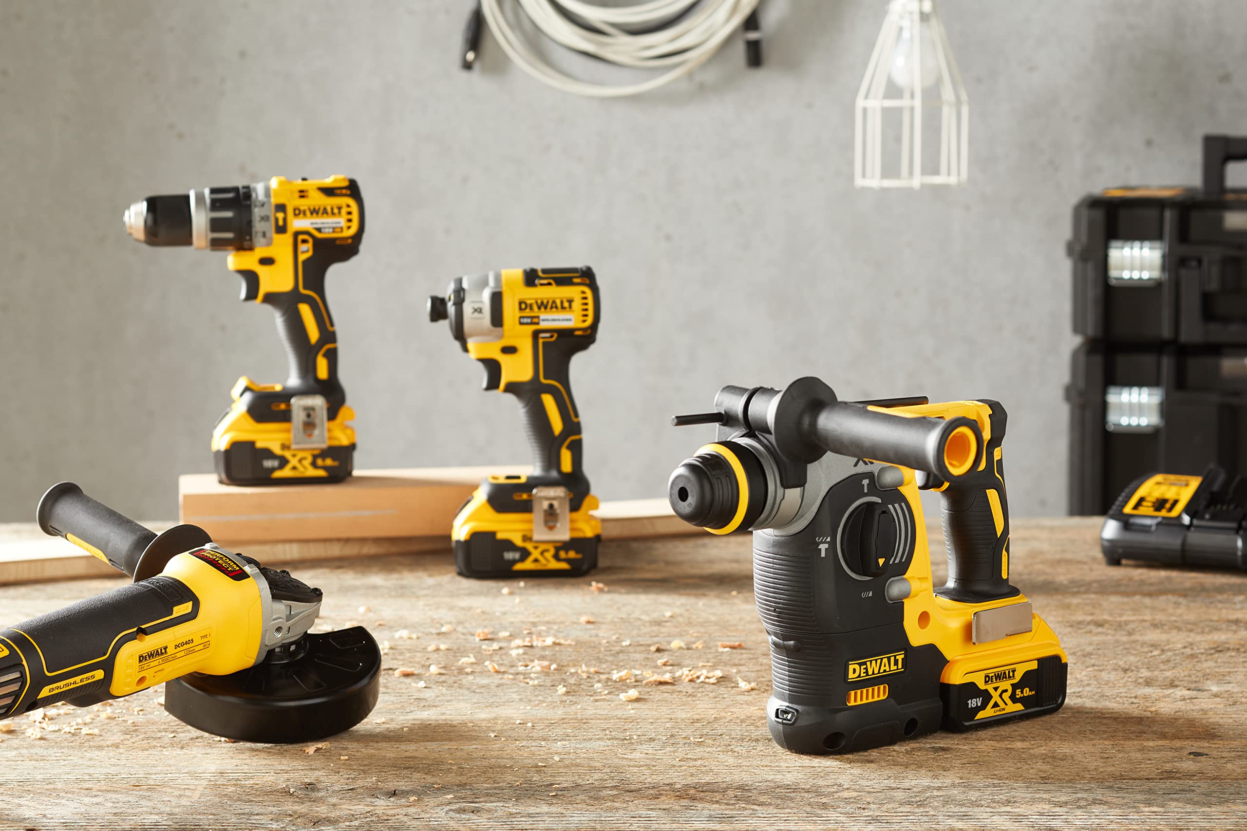 dewalt-xr-18v-kit-4-utensili-dck422p3t-qw-trapano-a-percussione-smerigliatrice-t image 2