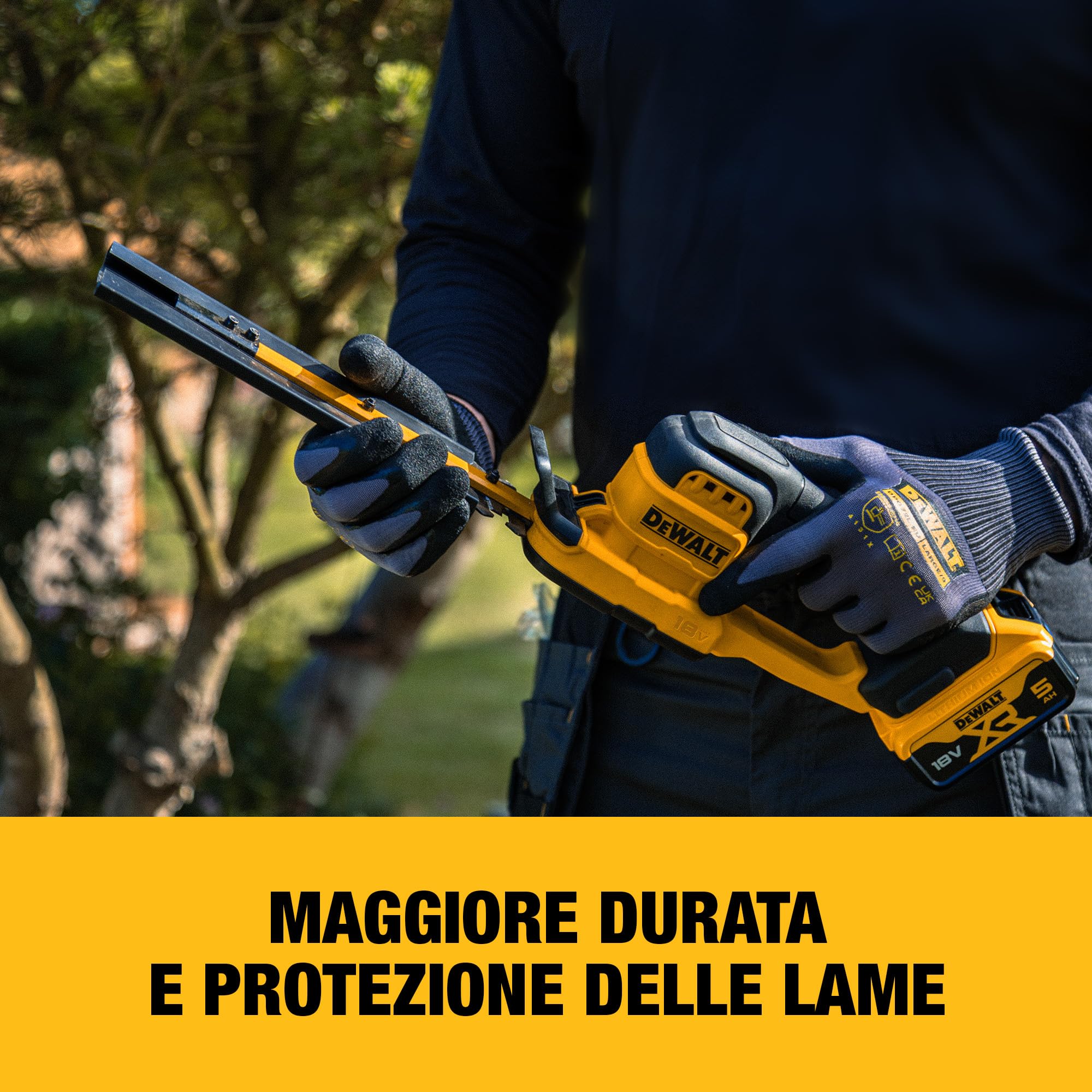 dewalt-dcmht520n-xj-tagliasiepi-compatto-a-batteria-18v-xr-con-lama-20-cm-taglia image 5