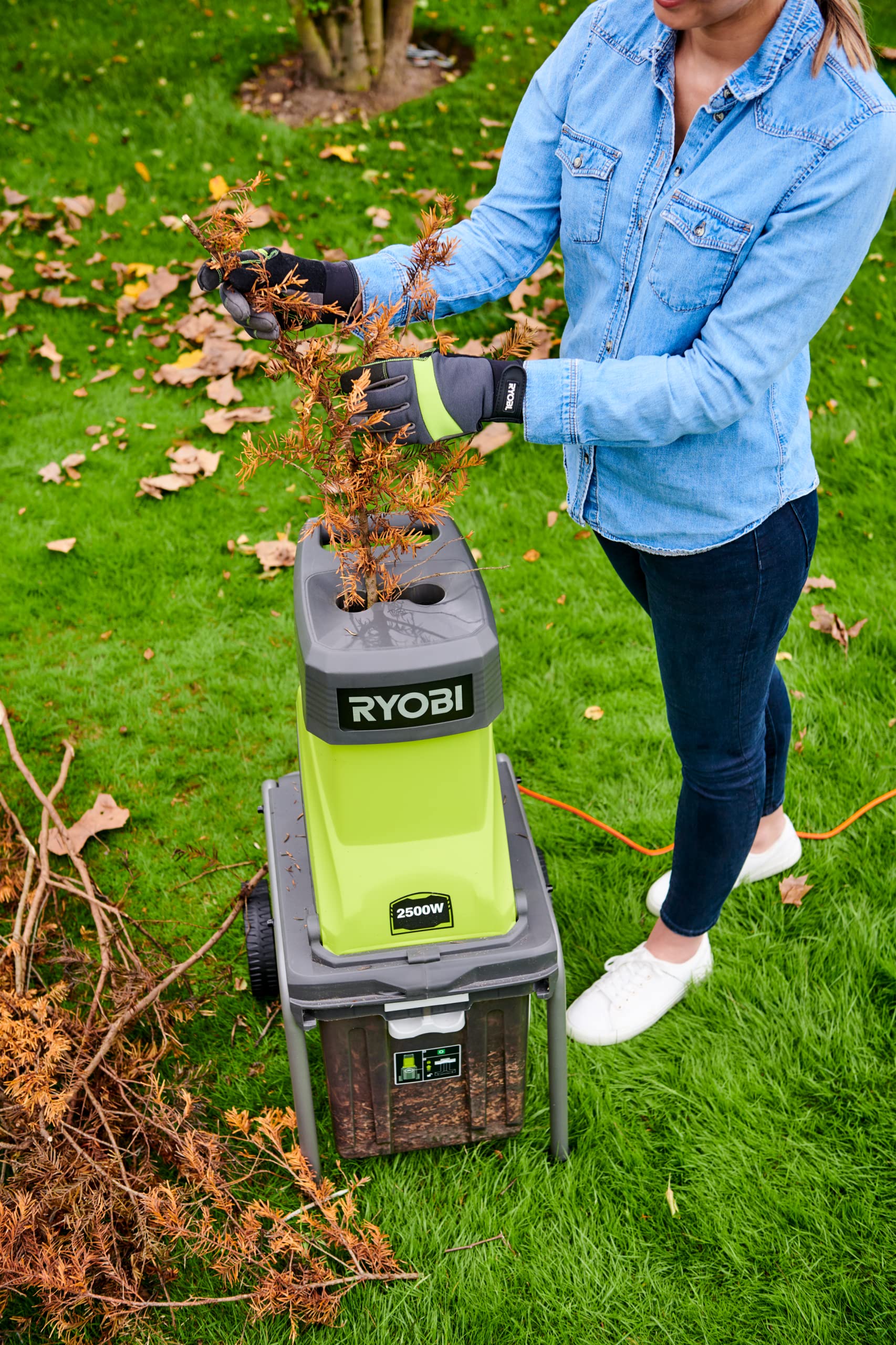 ryobi-rsh2545b-biotrituratore-elettrico-da-giardino-2500w-rami-fino-a-45-mm-2-la image 6